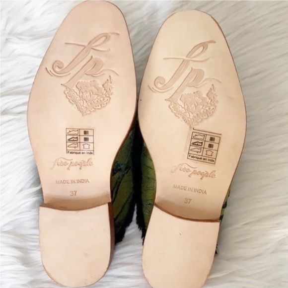Free People Butterfly Effect Faux Fur Mule Size 37 Green Slip On Flat Loafer New - Picture 4 of 9
